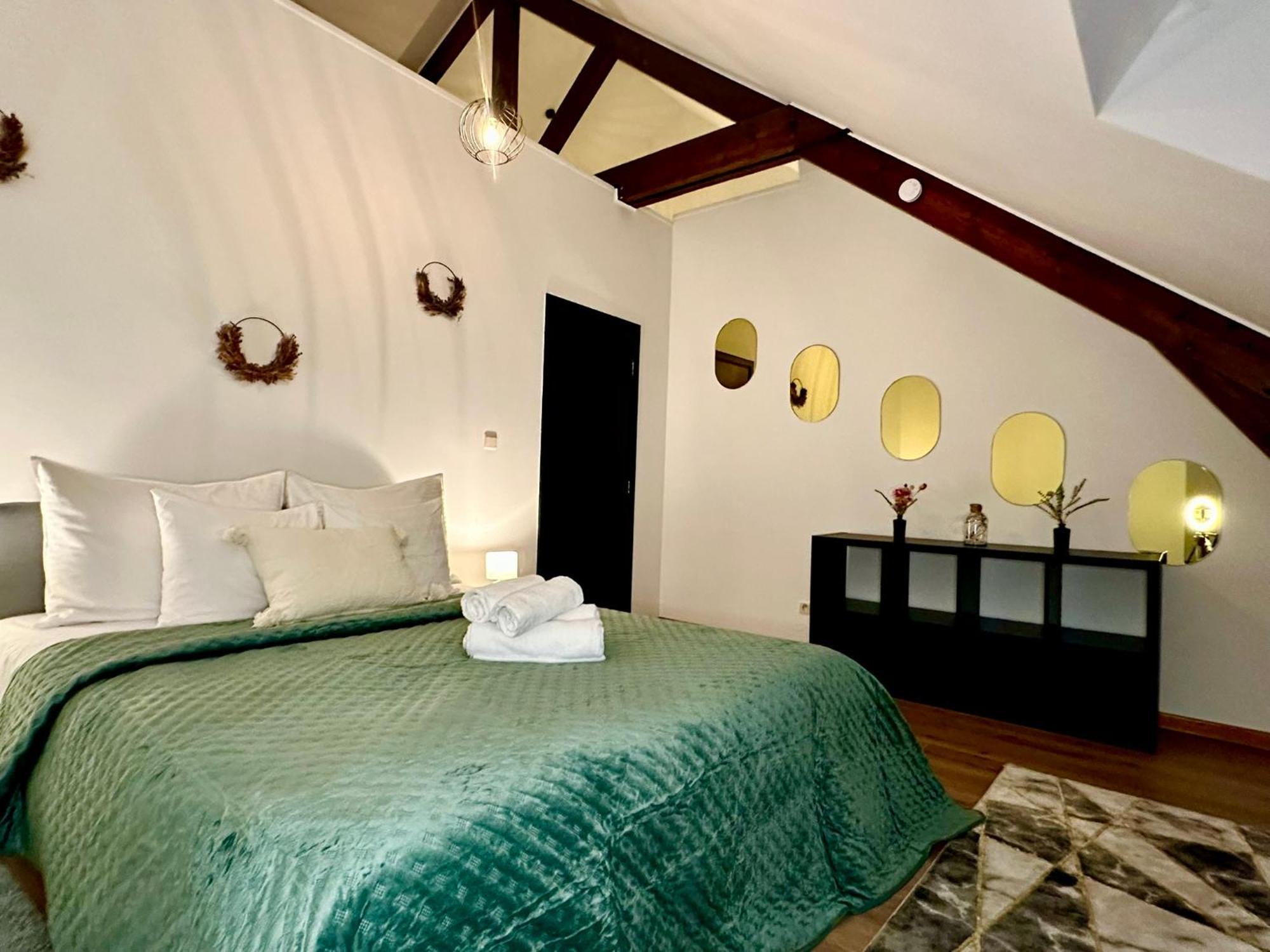 Luxury Suites Stay By Rikas Hotels Anvers Exterior foto